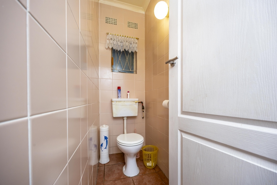 3 Bedroom Property for Sale in Amalinda North Eastern Cape